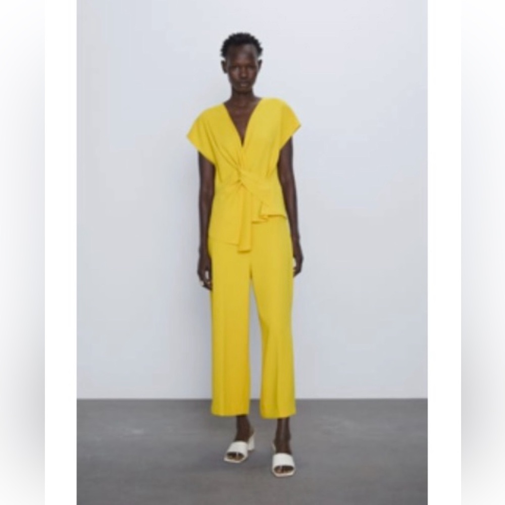 NWT ZARA Yellow top